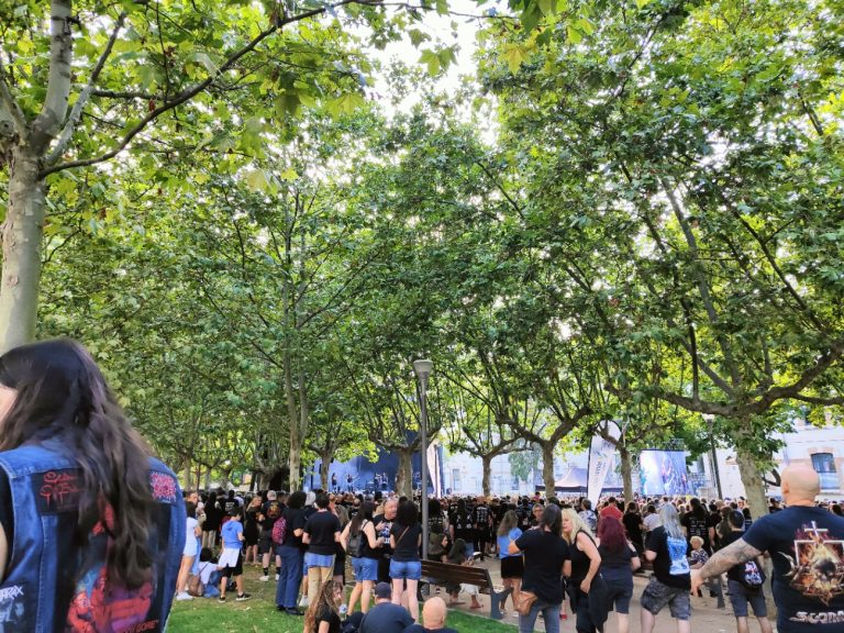 Vista general del parque donde se celebra el Zurbarán Rock.