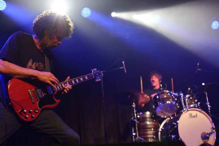 Wolfmother en la Sala Custom